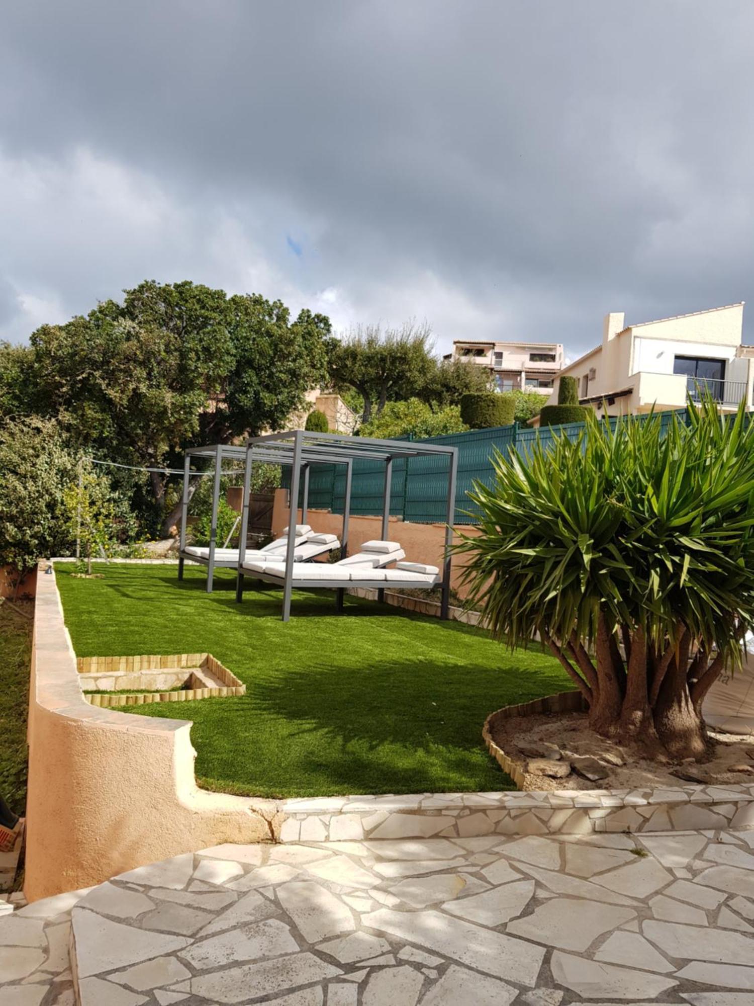 Villa Mit Grossartigem Panoramablick Auf Das Meer Und Direkt Am Pool La Croix-Valmer Exteriör bild